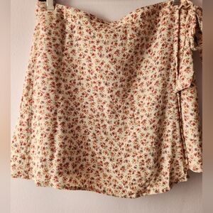 American Eagle beautiful cottagecore style wrap skirt